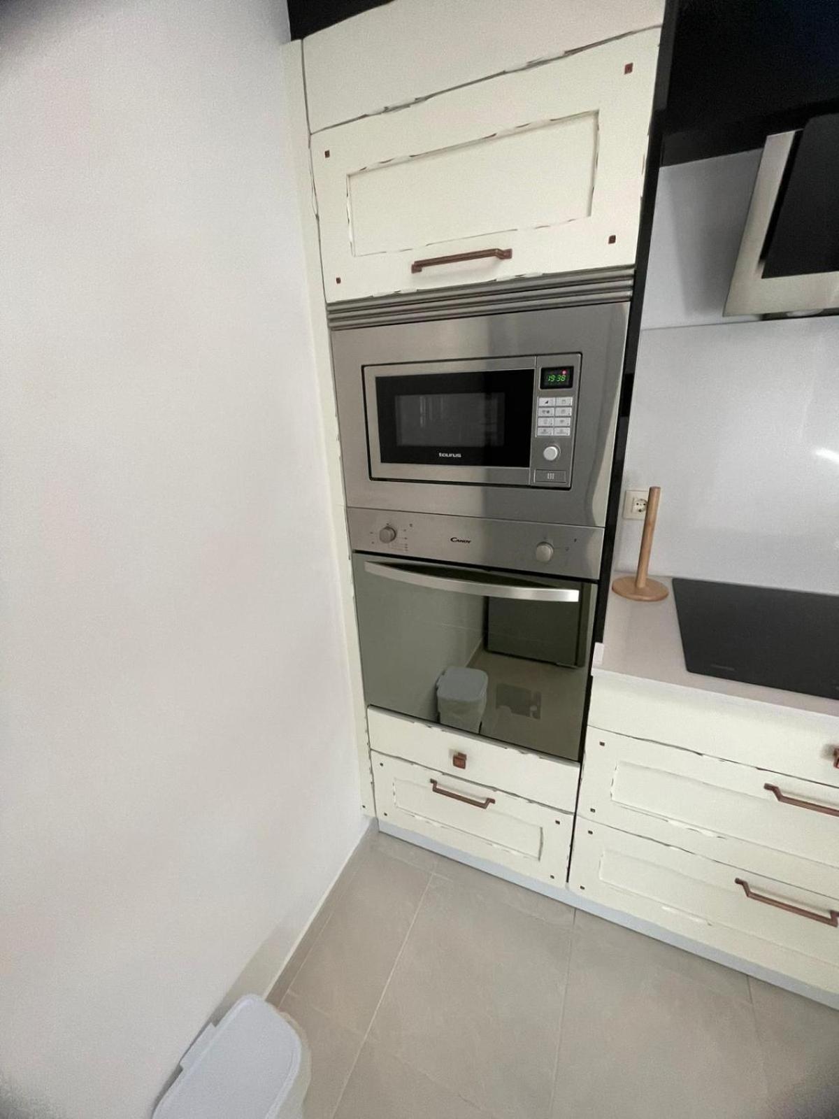 Apartamentos Demar Luis Casais O Grove Chambre photo
