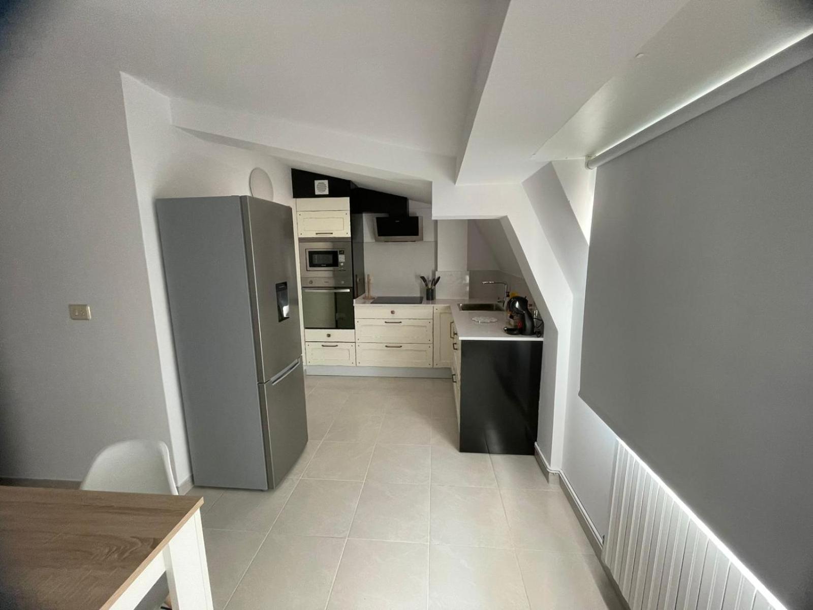 Apartamentos Demar Luis Casais O Grove Chambre photo